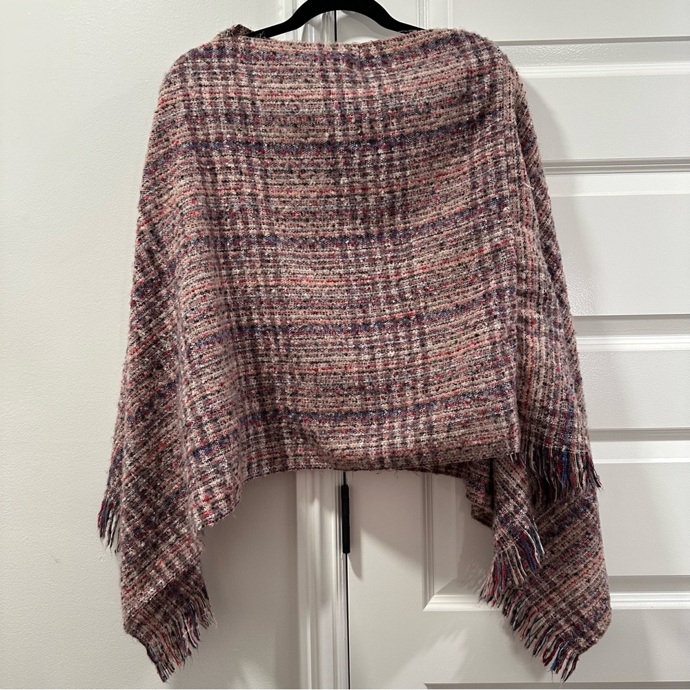 Elegant Plaid Women's Poncho